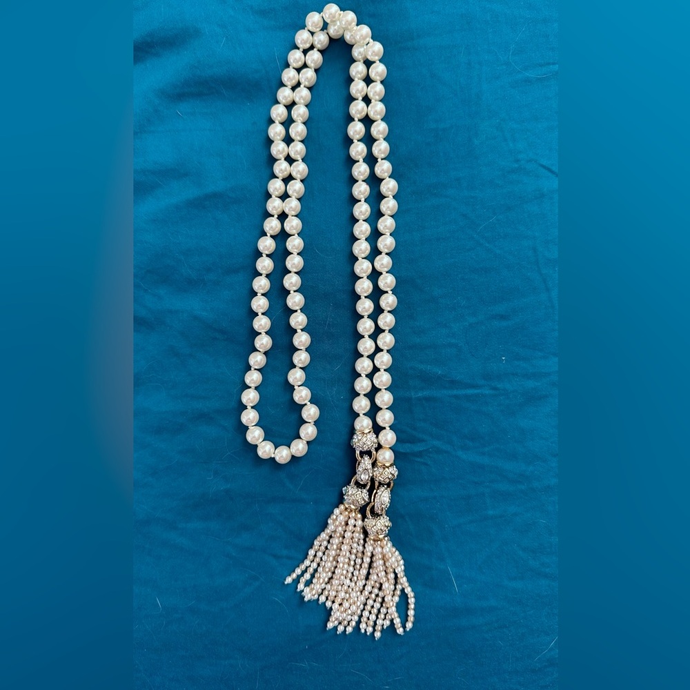 Faux pearl fashion, jewelry with tassels and crystals